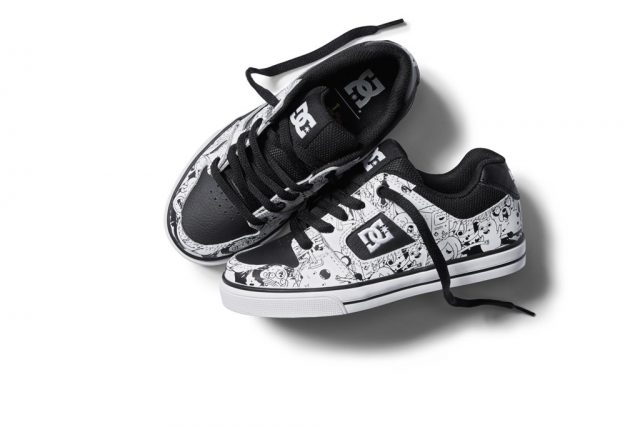 black-and-white dcshoes